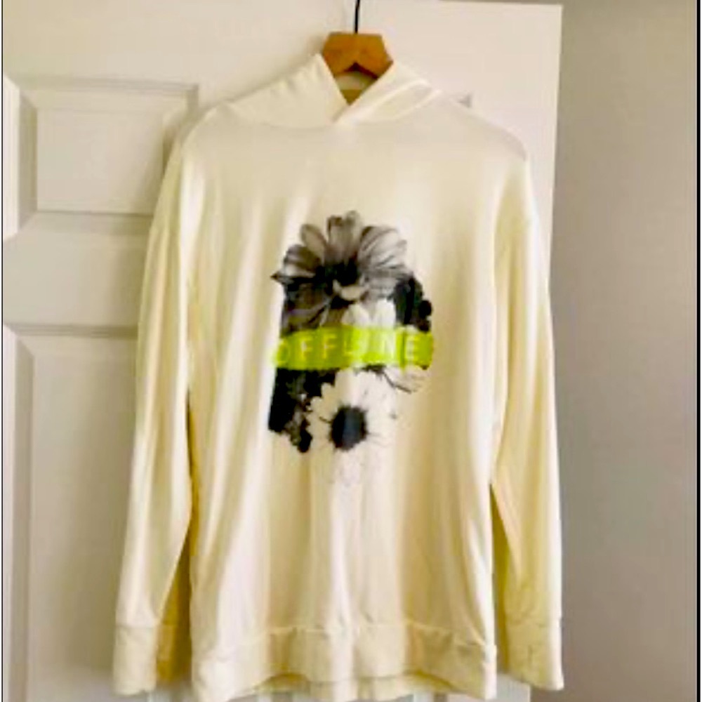 Beautiful Women’s Offline Sweatshirt Size XS